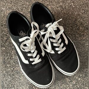 Vans Ward Lace-Up Sneakers